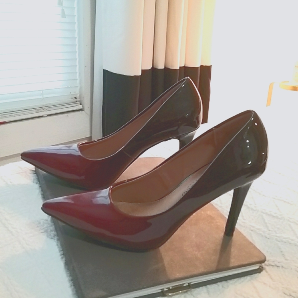 Ombre pumps